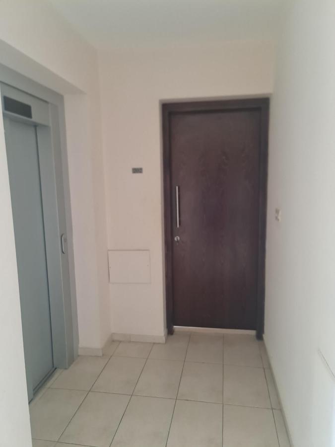 Top Floor 1 Bdrm Aprtrmnt Apartment Dromolaxia Luaran gambar