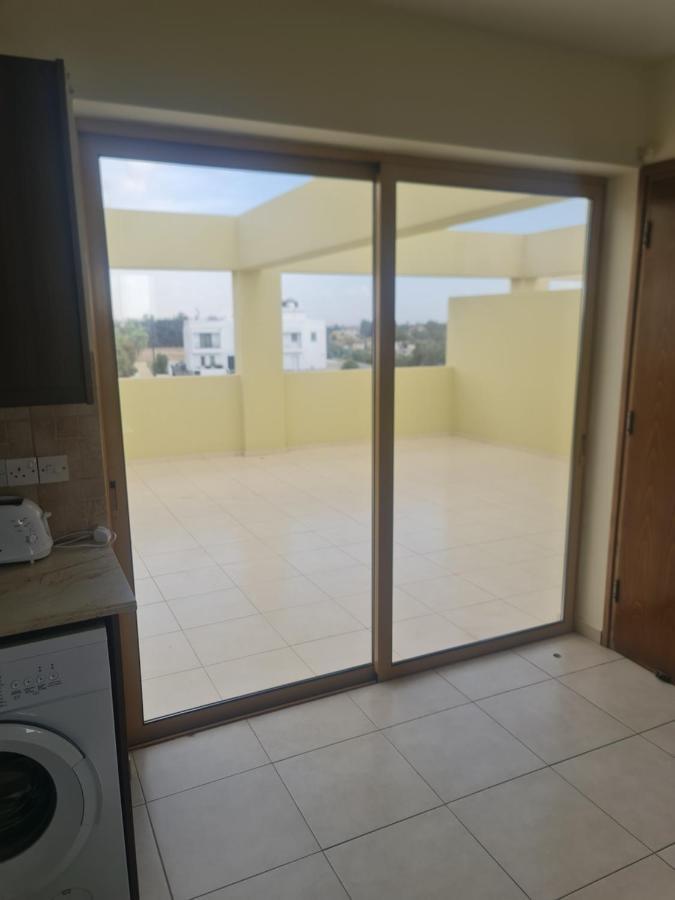 Top Floor 1 Bdrm Aprtrmnt Apartment Dromolaxia Luaran gambar